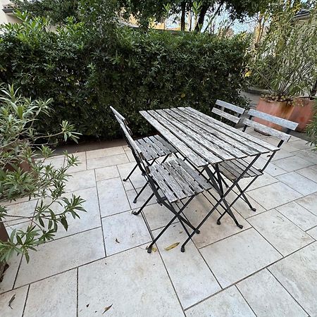 Anabella Apartment Изола Екстериор снимка