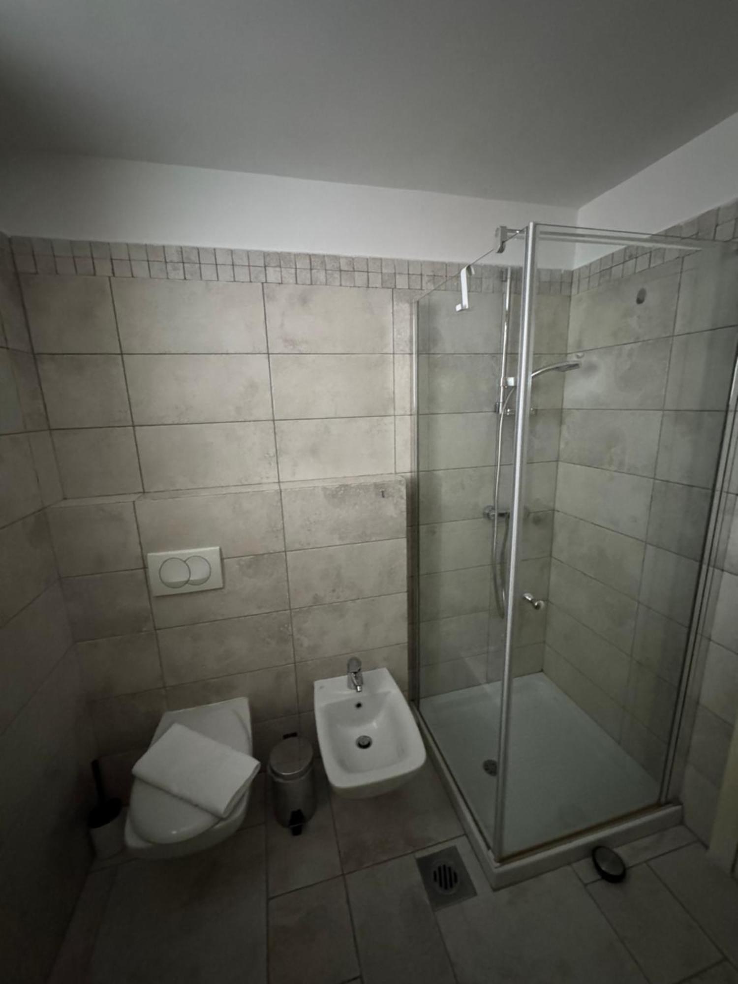 Anabella Apartment Изола Екстериор снимка